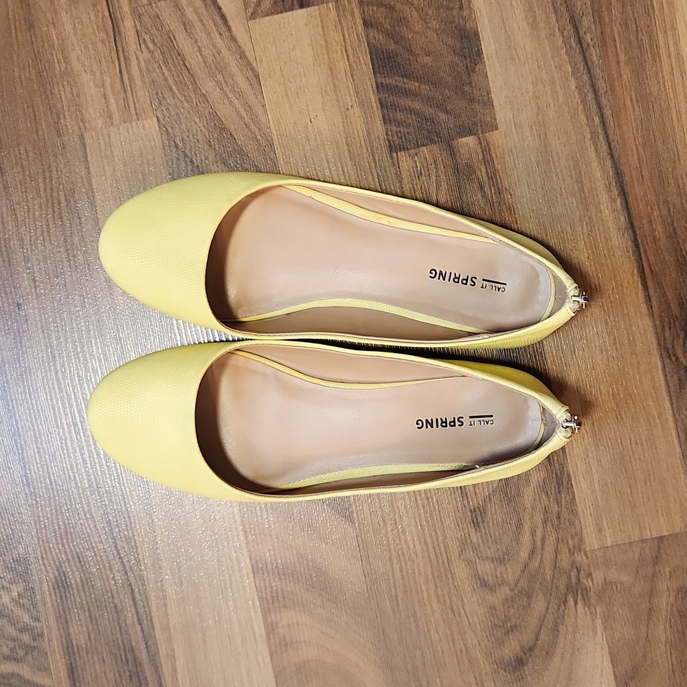 Call It Spring Size 8.5 flats - Picture 3 of 7